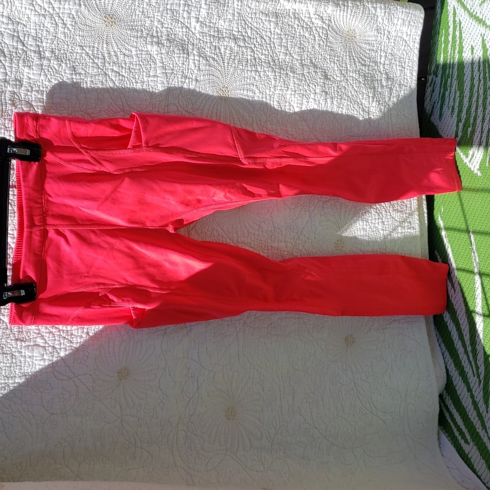 Fabletics XS or S athletic leggings, neon pink-coral, sculpting panels & pockets